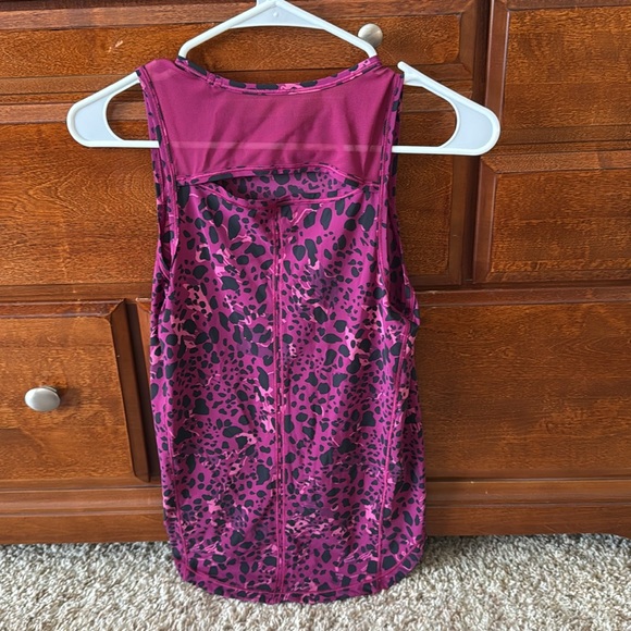 Lululemon Sculpt Tank size 0 - Picture 2 of 2